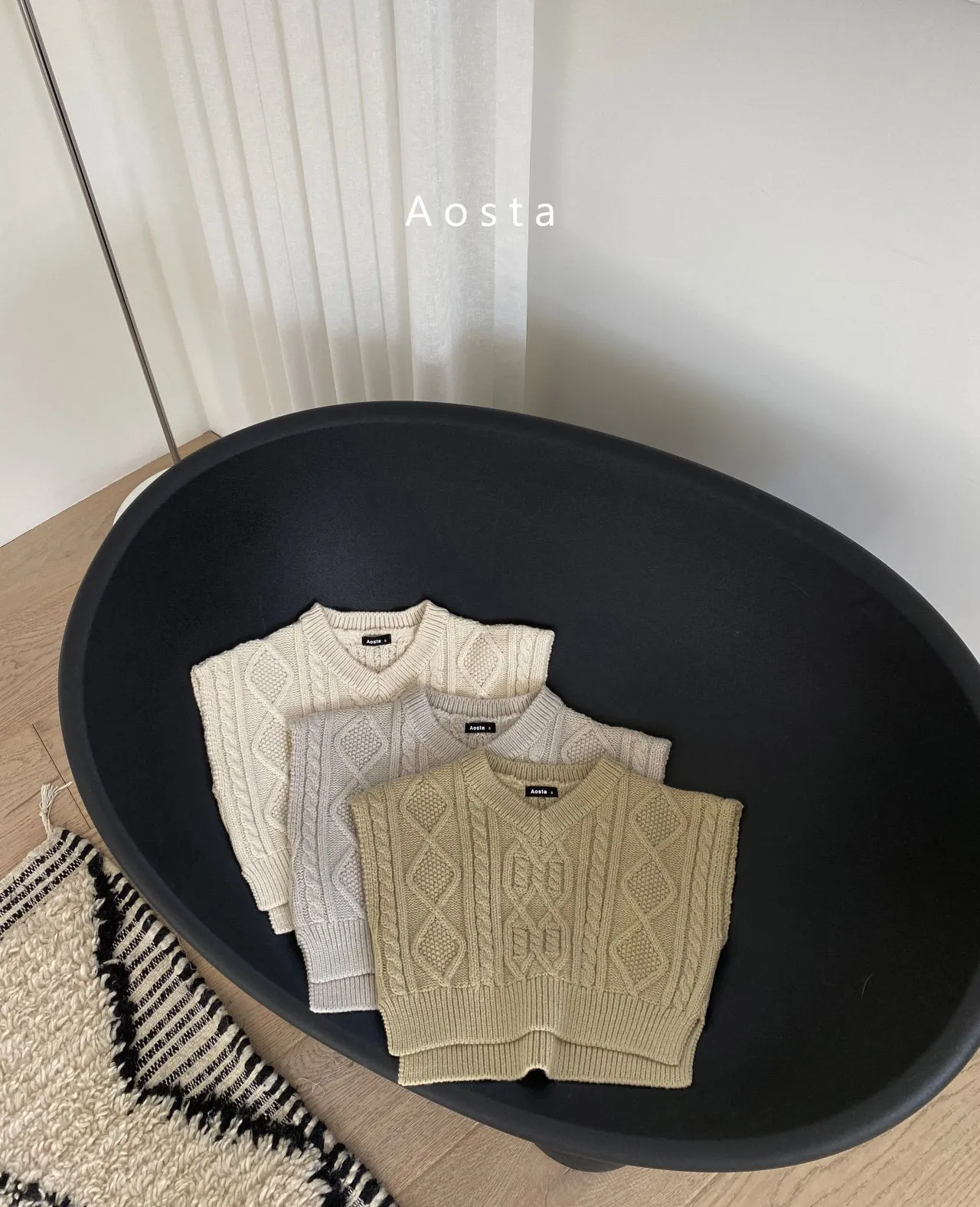 Aosta Tweed Knit Vest (3 colour options)