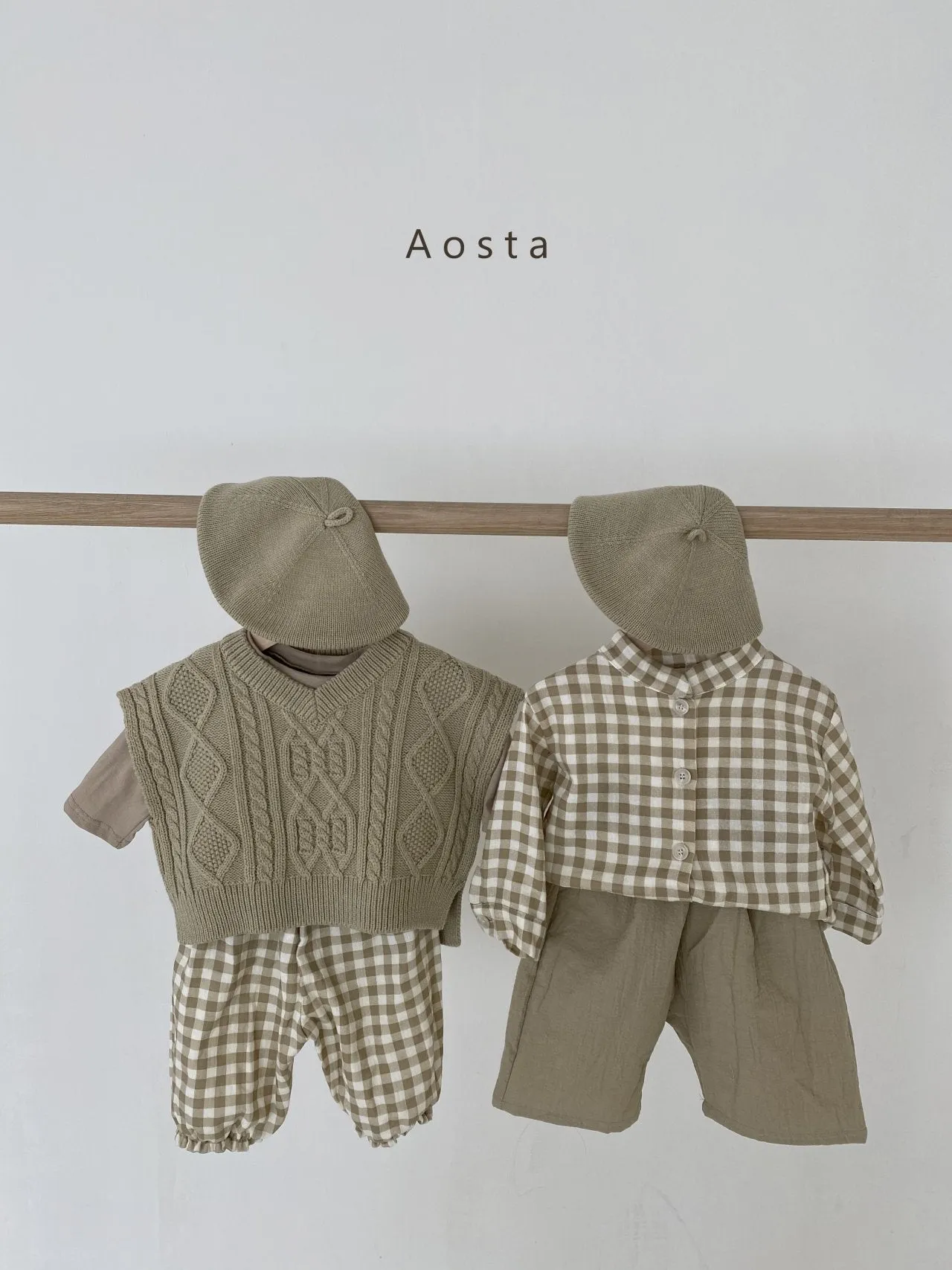 Aosta Tweed Knit Vest (3 colour options)