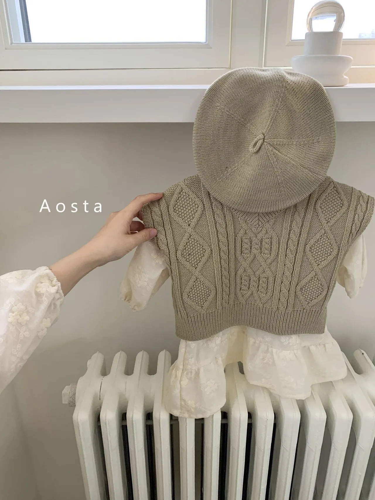 Aosta Tweed Knit Vest (3 colour options)