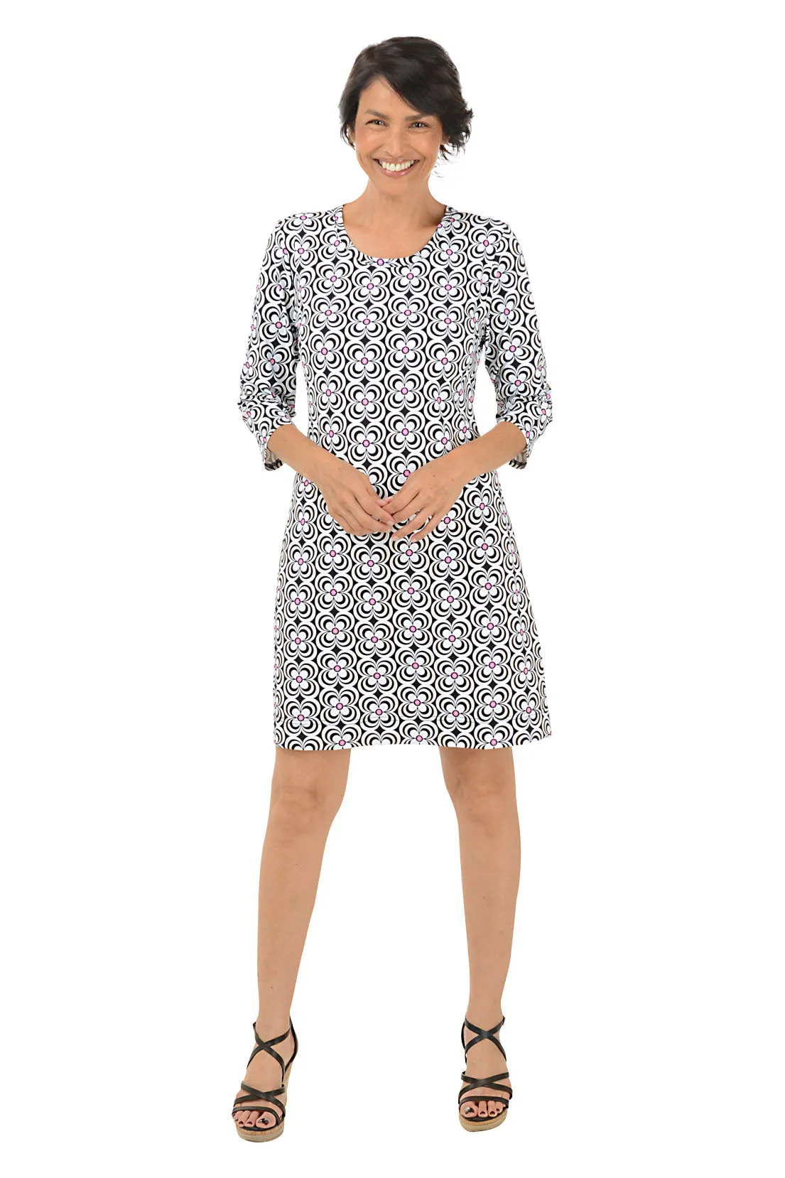 Black Optical Daisy UPF50  Travel Dress