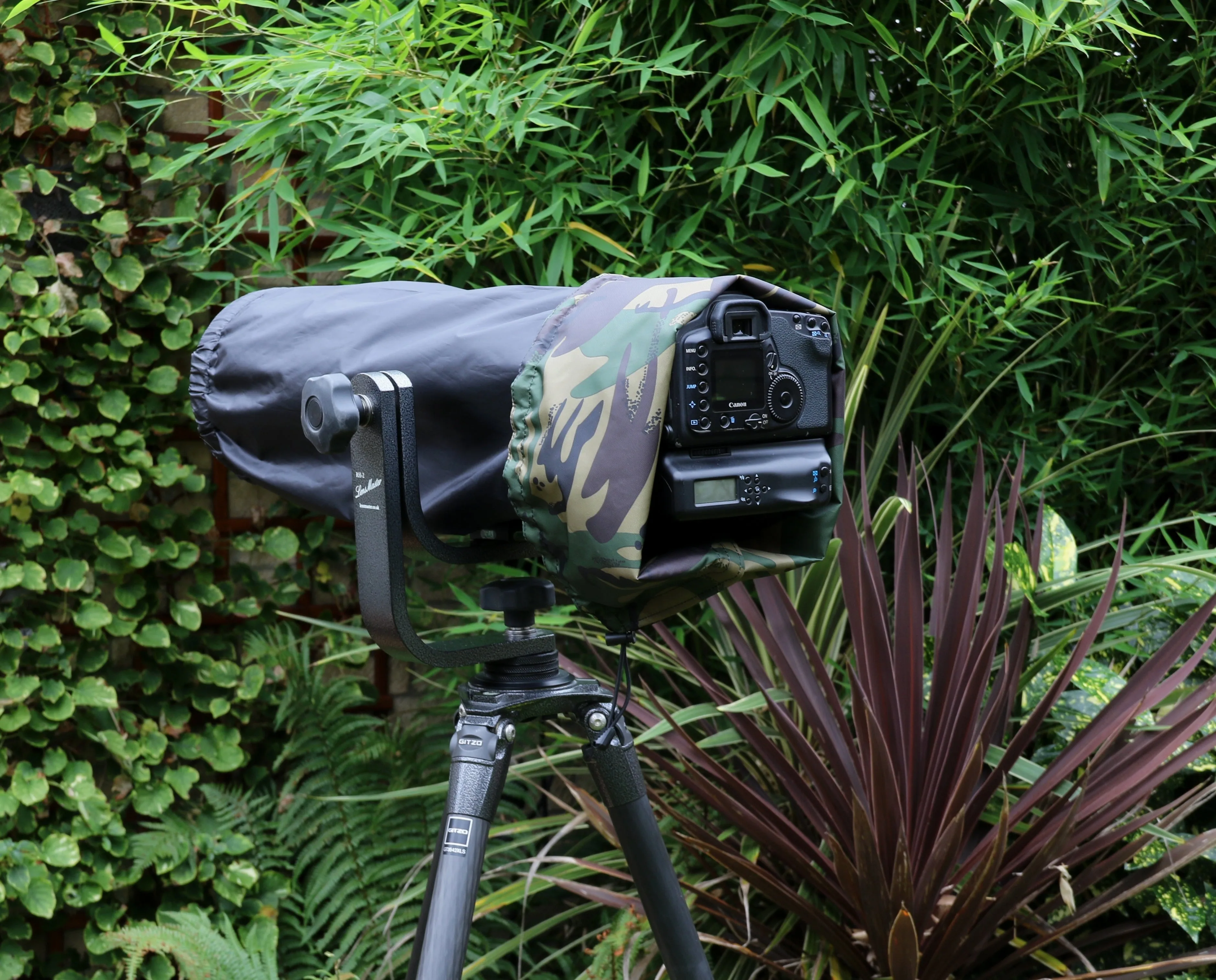 For SIGMA Waterproof Reversible Double Layer DPM Camo - Black Camera Lens Cover & CAP SETS