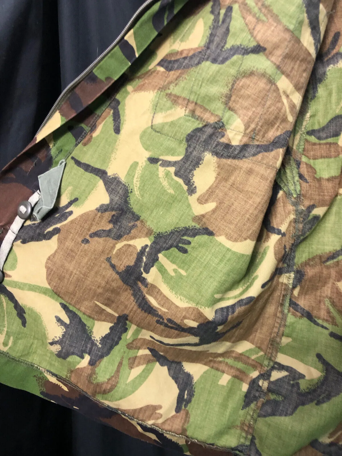 Genuine British Army Camouflage DPM Lightweight Jacket - Size 170/96