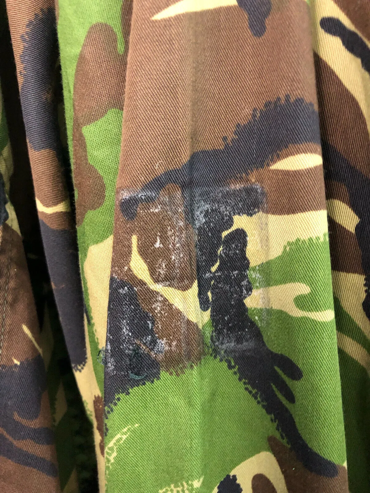 Genuine British Army Camouflage DPM Lightweight Jacket - Size 170/96