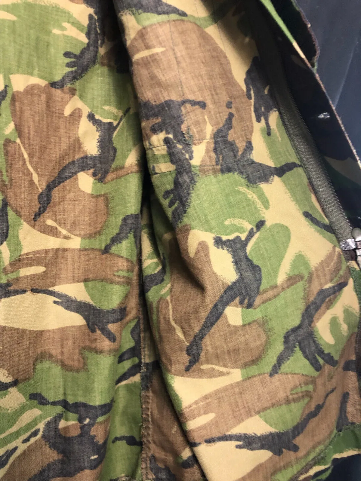 Genuine British Army Camouflage DPM Lightweight Jacket - Size 170/96