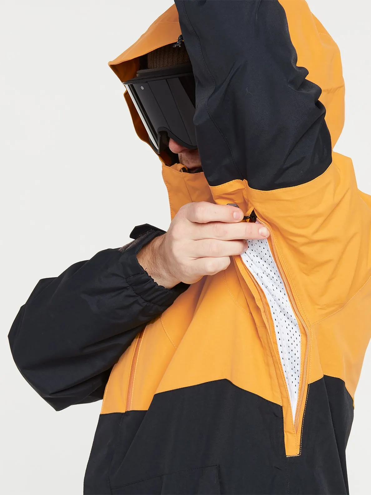 L Gore-Tex Snowboard Jacket