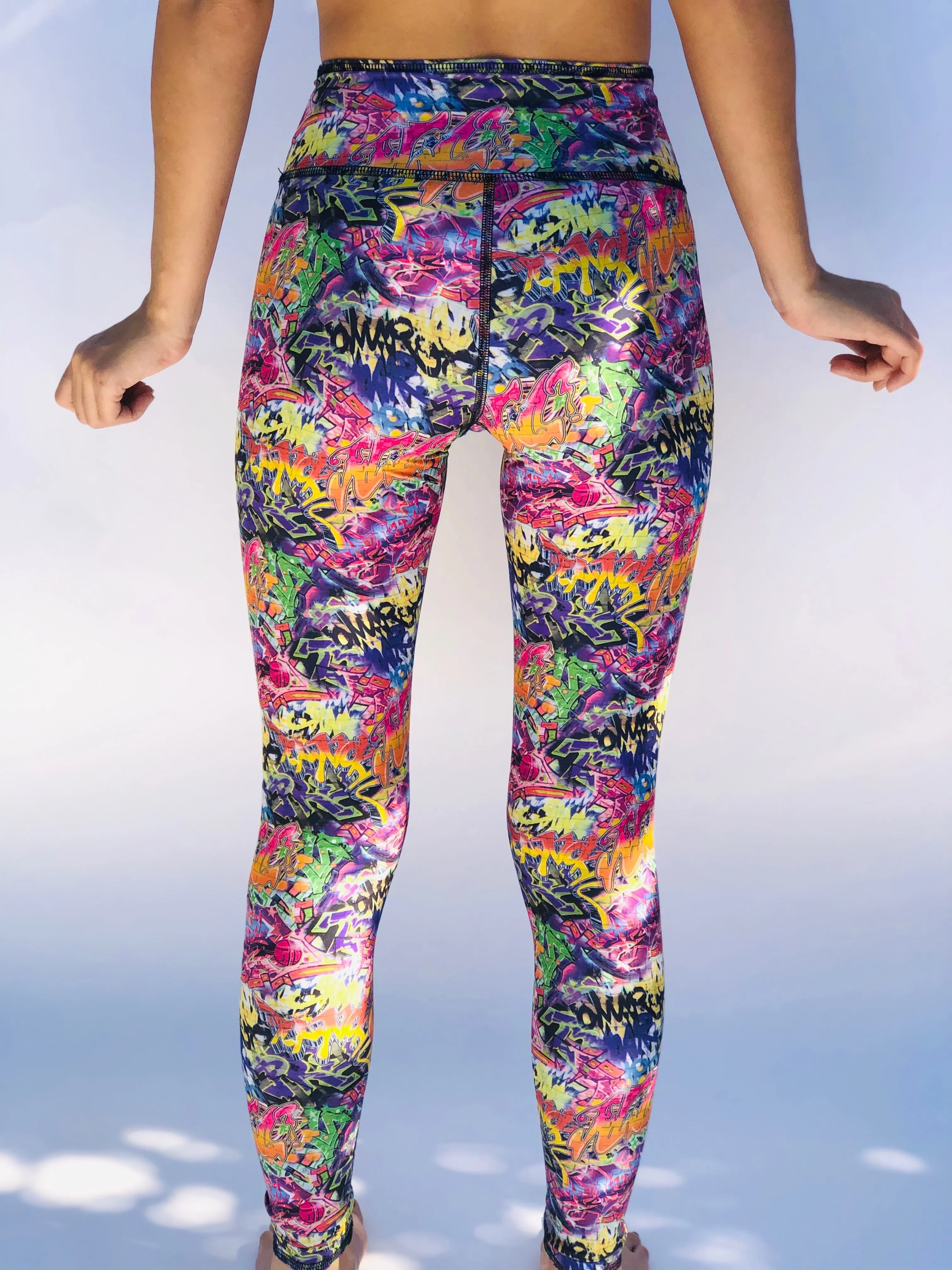 LEGGINGS GRAFFITI/BUNS OF STEEL