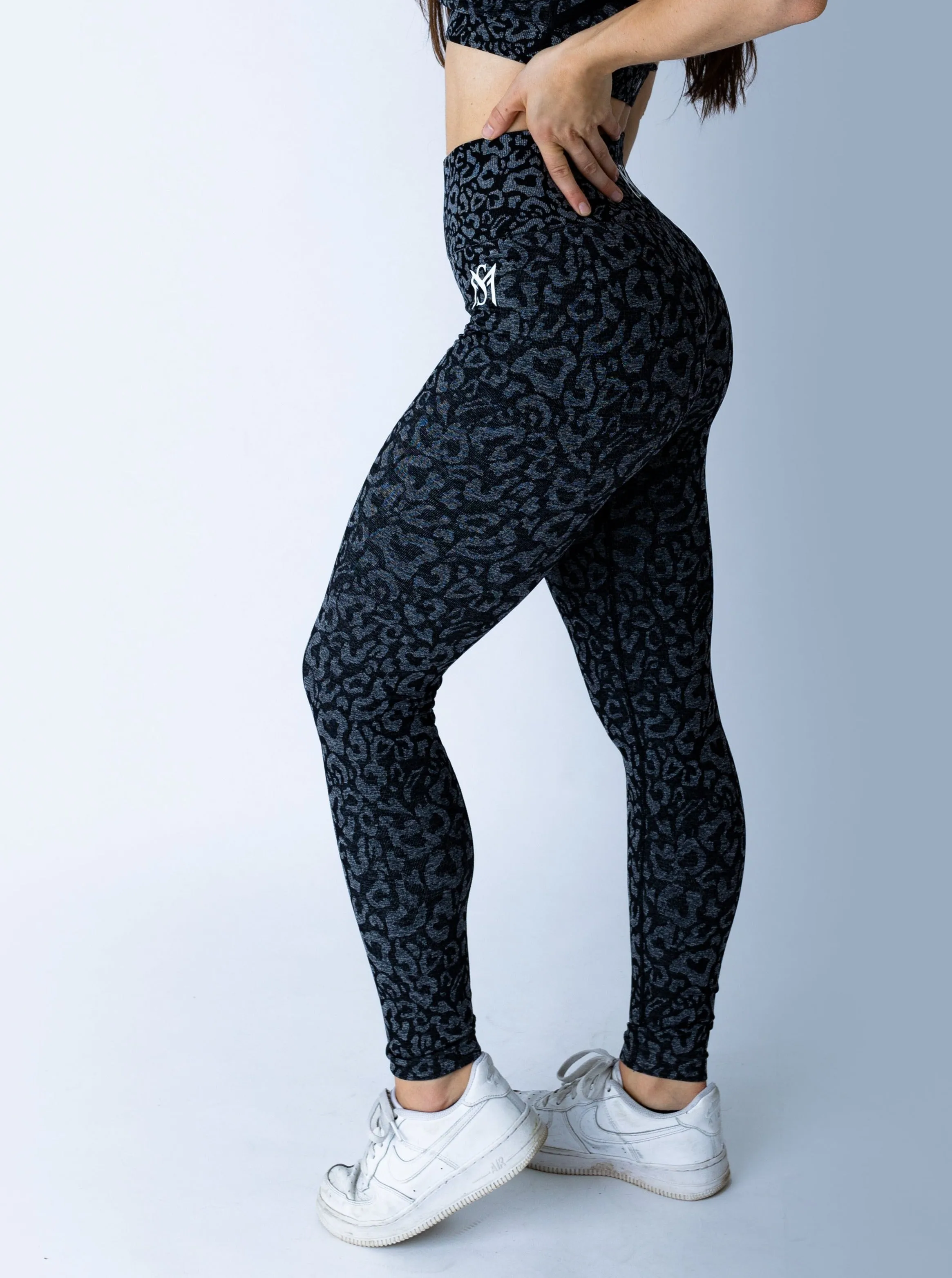 Leopard Collection Black Legging