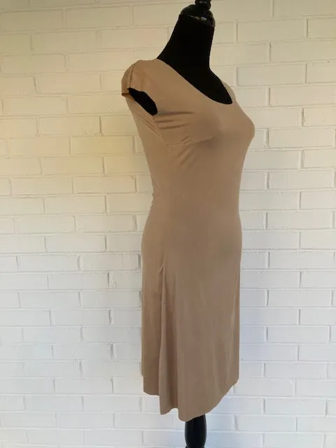 Lizzy Slip Cap Sleeve Scoop Neck Tee Slip