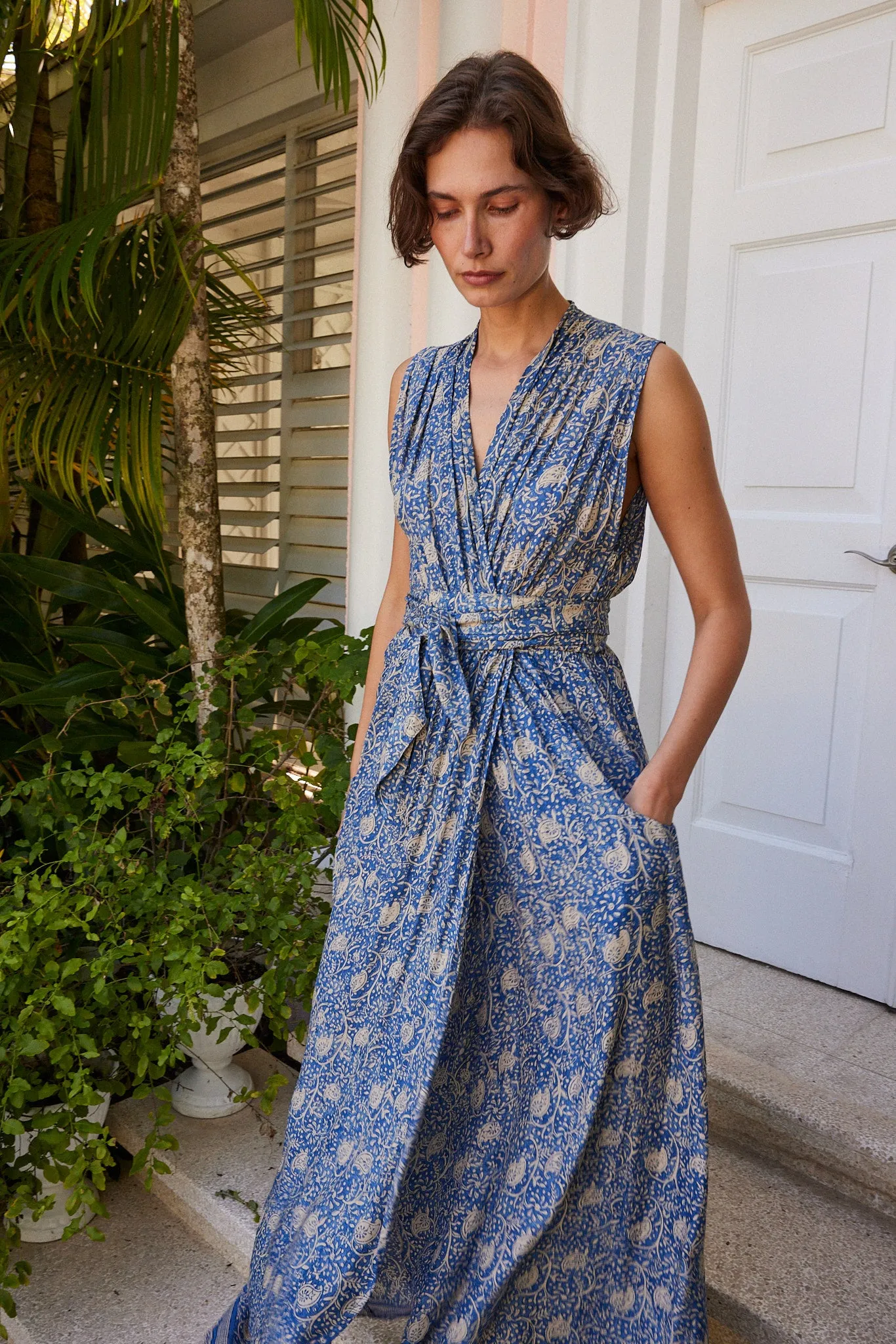 NICO SLEEVELESS MAXI