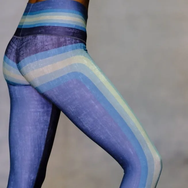 Shirley Barefoot Blue Leggings