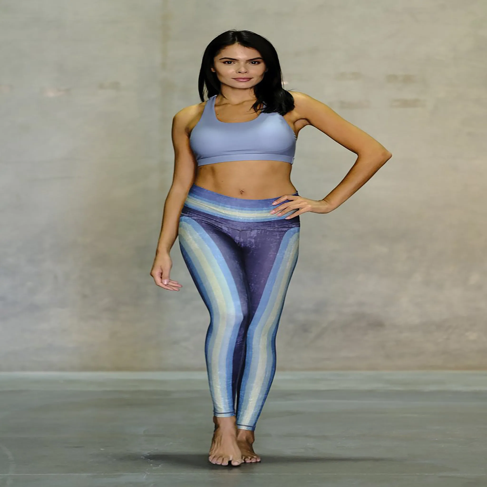 Shirley Barefoot Blue Leggings