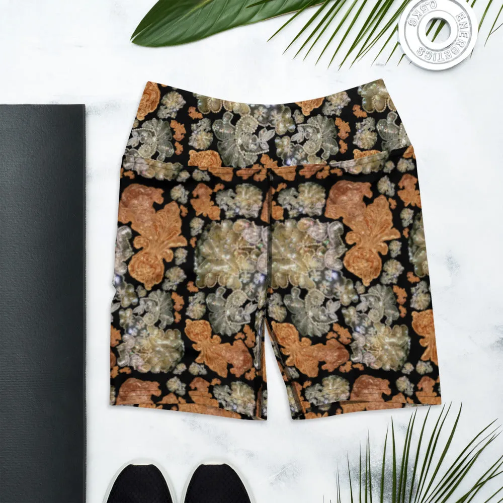 Shorts 'Nude embroidery'