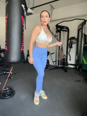 Sky V Cut Scrunchy Leggings